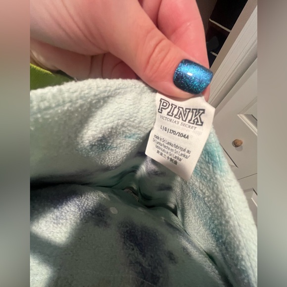 Victorias Secret PINK sweatshirt and matching ultimate leggings size large - Picture 7 of 8